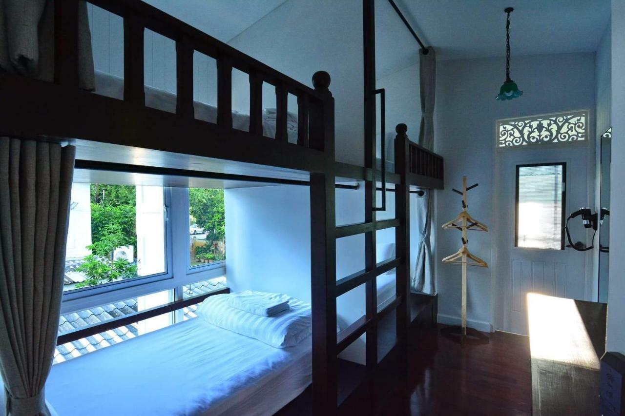 Lana Beds & Space Chiang Mai Extérieur photo