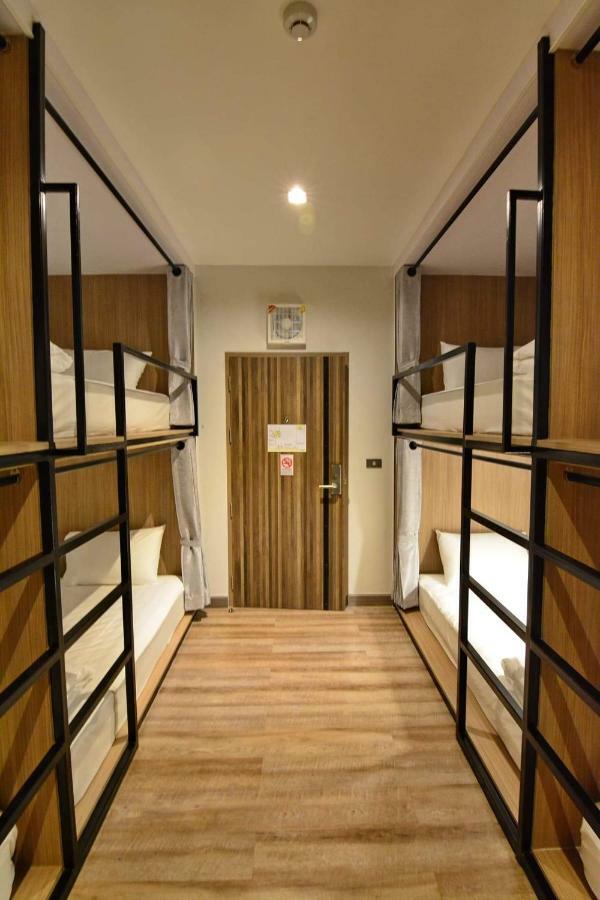 Lana Beds & Space Chiang Mai Extérieur photo